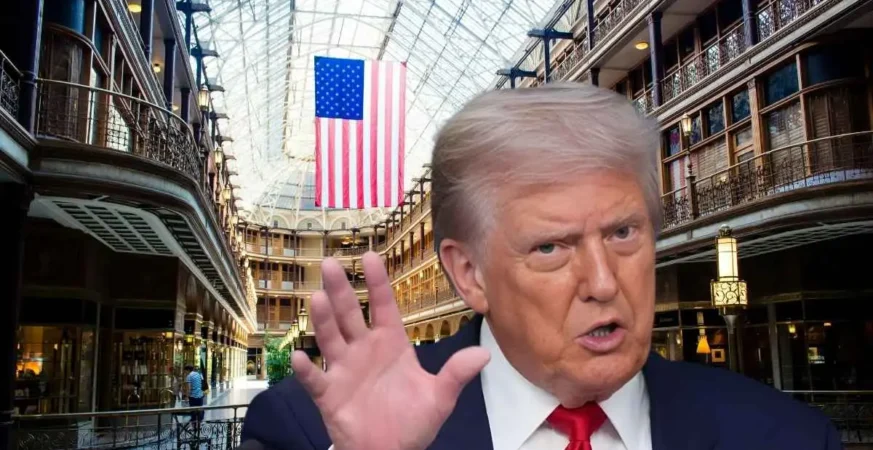 Trump Ancam Kanada dengan tarif 100% jika Ottawa dekat dengan China. Simak dampak besar bagi ekonomi dan industri global hari ini.